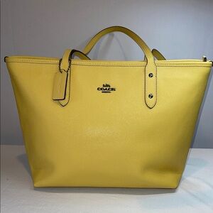 Coach B1978-F58846 City Yellow Leather Tote Bag